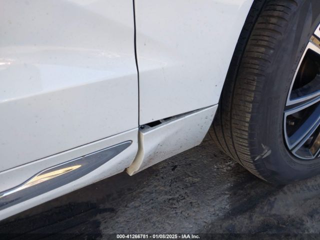 LYV102DLXKB381933 Volvo Xc60 T5 Inscription