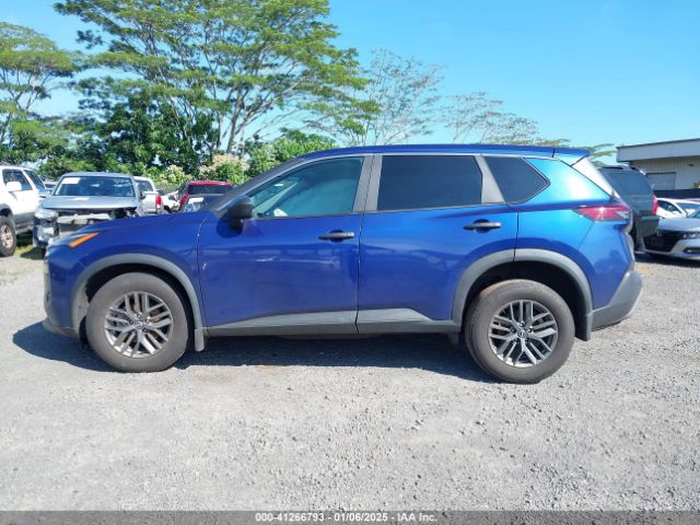5N1BT3AA5PC810771 Nissan Rogue S Fwd