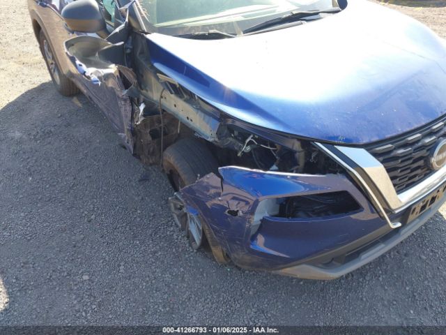 5N1BT3AA5PC810771 Nissan Rogue S Fwd