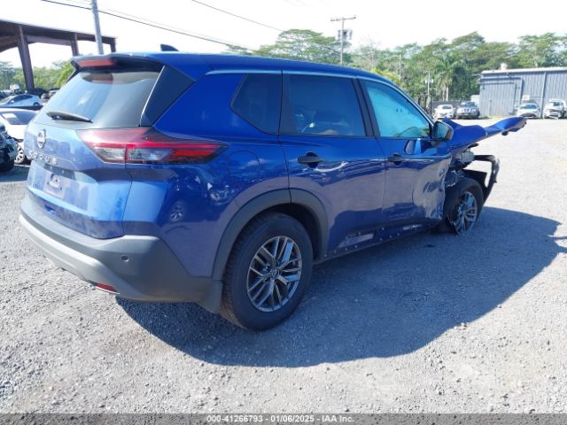 5N1BT3AA5PC810771 Nissan Rogue S Fwd