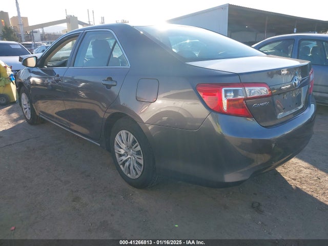 Toyota CAMRY LE 2014 4T4BF1FK4ER436762 Image 3