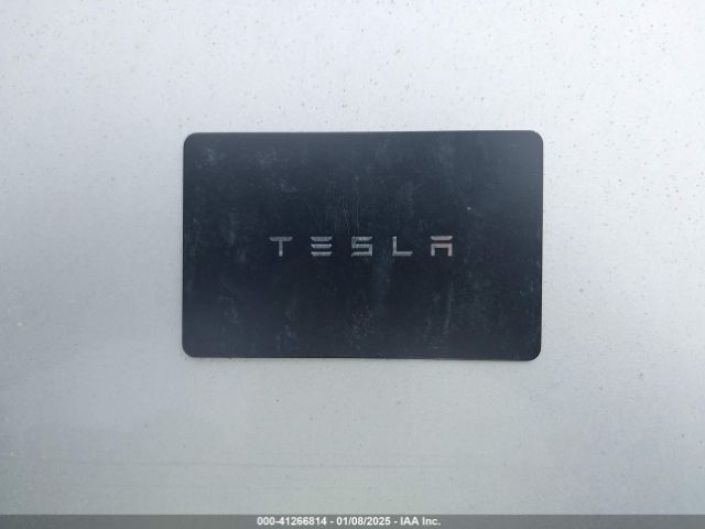7SAYGDEF3PF871086 Tesla Model Y Performance Dual Motor All-wheel Drive