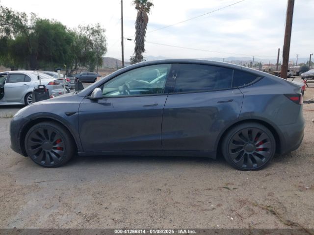 7SAYGDEF3PF871086 Tesla Model Y Performance Dual Motor All-wheel Drive