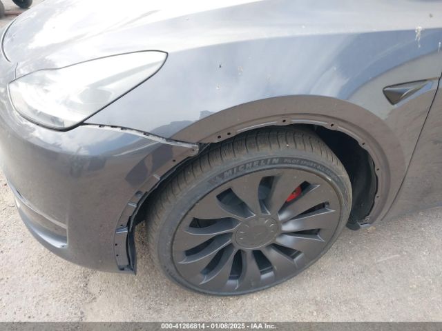 7SAYGDEF3PF871086 Tesla Model Y Performance Dual Motor All-wheel Drive