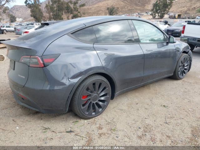 7SAYGDEF3PF871086 Tesla Model Y Performance Dual Motor All-wheel Drive