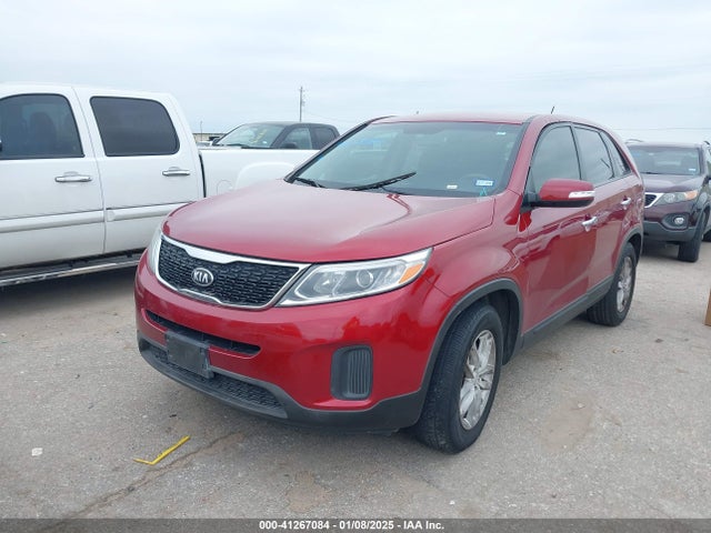 KIA SORENTO LX 2014 5XYKT3A63EG444849 Image 2