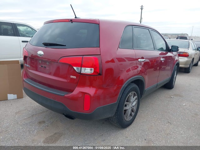 KIA SORENTO LX 2014 5XYKT3A63EG444849 Image 4