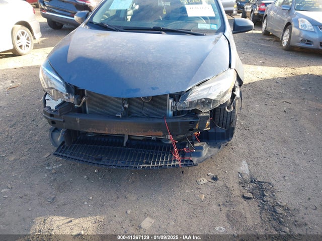 2T1BURHE3HC757073 Toyota COROLLA LE