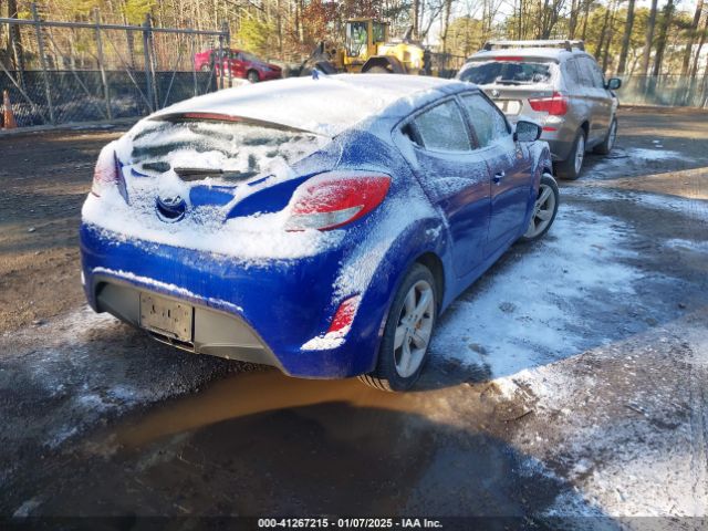 KMHTC6AD0EU200848 Hyundai Veloster Base W/black