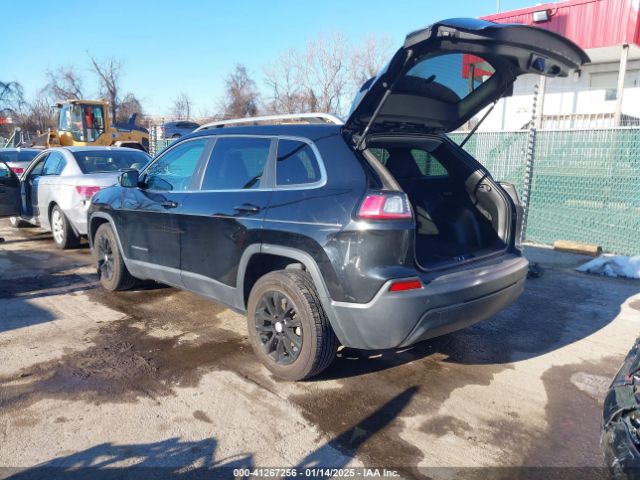 1C4PJLCB3KD370932 Jeep Cherokee Latitude Fwd