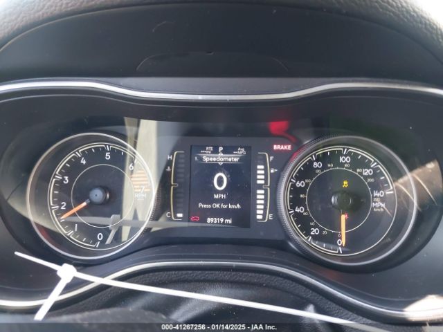 1C4PJLCB3KD370932 Jeep Cherokee Latitude Fwd
