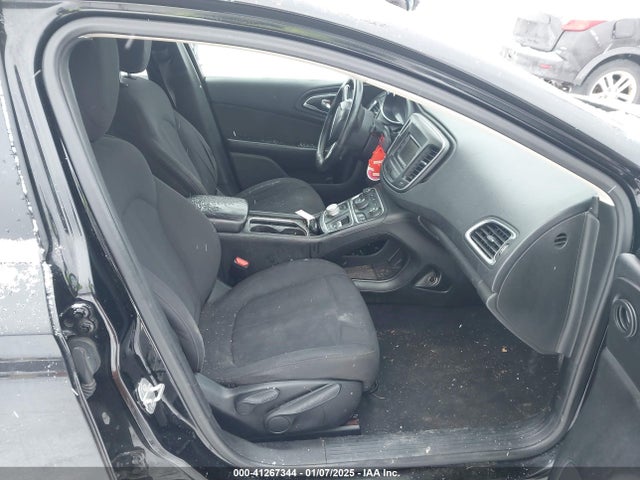 Chrysler 200 Limited 2015 1C3CCCAB9FN608170 Image 5