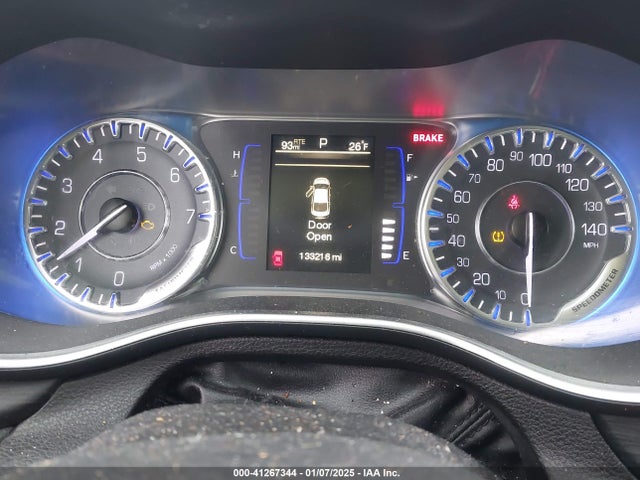 Chrysler 200 Limited 2015 1C3CCCAB9FN608170 Image 7