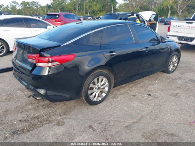 2018 KIA OPTIMA 5XXGT4L38JG256924 Photo 3