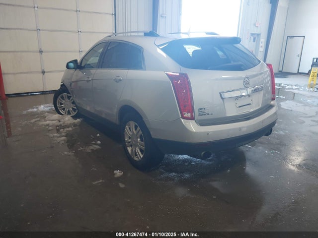 2011 CADILLAC SRX 3GYFNDEY5BS661112 Photo 2