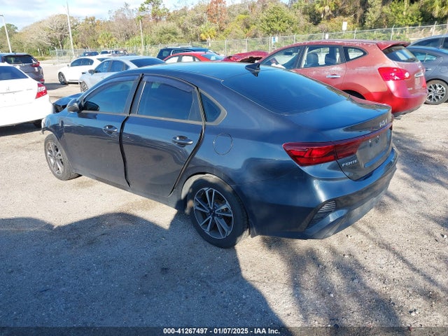 KIA Forte Lxs 2022 3KPF24AD4NE472049 Image 3