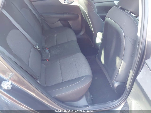KIA Forte Lxs 2022 3KPF24AD4NE472049 Image 8