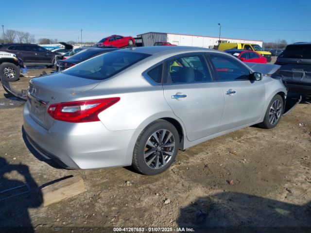 1N4AL3AP1HC220756 Nissan Altima 2.5 Sv