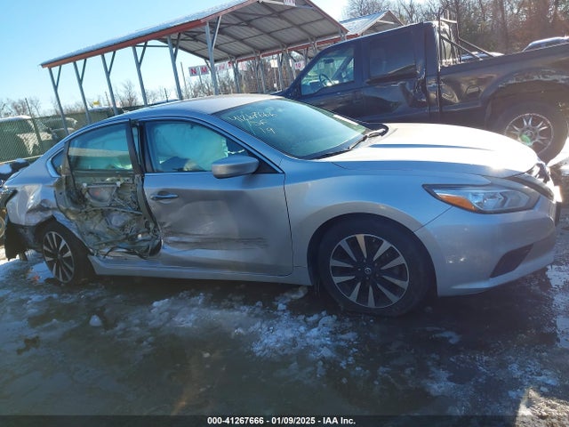 Nissan Altima 2.5 Sv 2018 1N4AL3AP8JC207184 Image 13