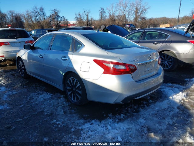 Nissan Altima 2.5 Sv 2018 1N4AL3AP8JC207184 Image 3