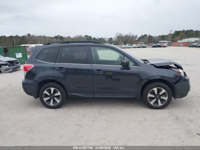 Subaru Forester 2.5i Limited 2017 JF2SJAJC1HH491617 Image 14