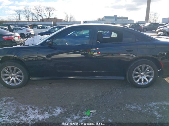 2C3CDXHG4KH512472 Dodge Charger Gt Rwd