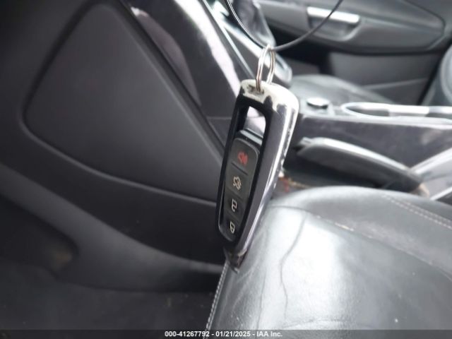 1FMCU0J96EUA66840 Ford Escape Titanium
