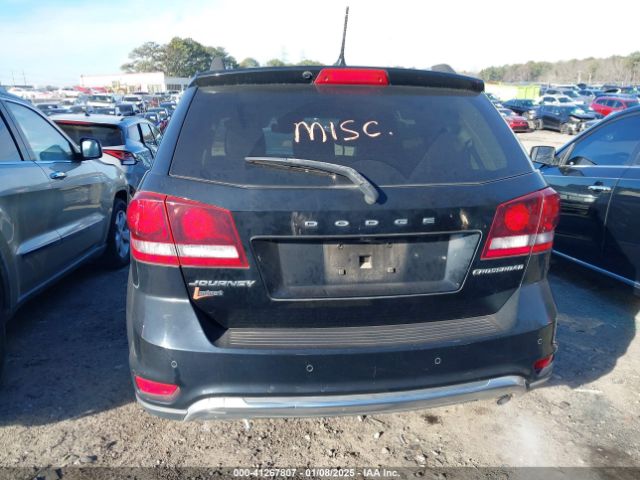 3C4PDCGBXFT727587 Dodge Journey Crossroad