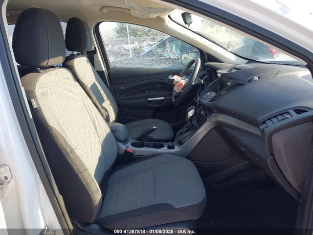 1FMCU0G97GUB55066 Ford ESCAPE SE