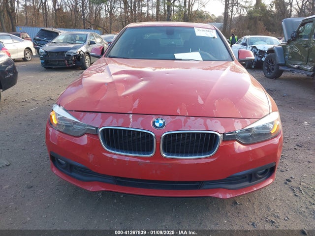 BMW 320i 2016 WBA8E1G57GNU11577 Image 12