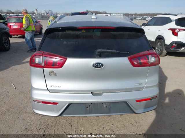 KNDCB3LC1J5123275 KIA NIRO LX