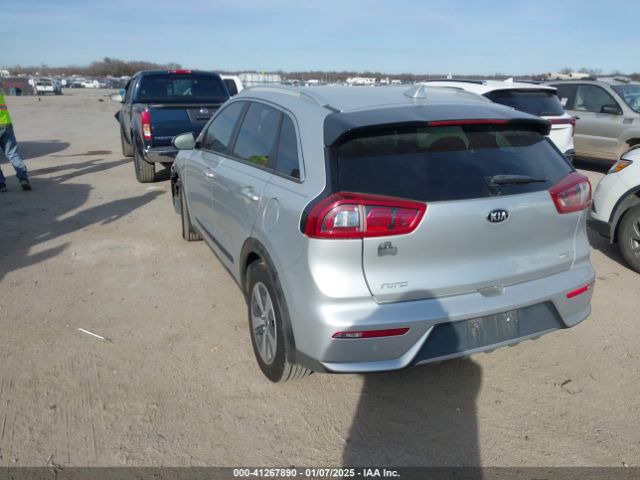 KNDCB3LC1J5123275 KIA NIRO LX
