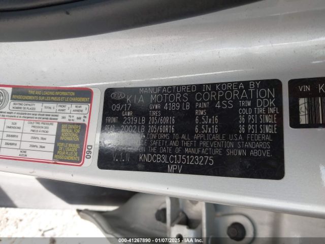KNDCB3LC1J5123275 KIA NIRO LX