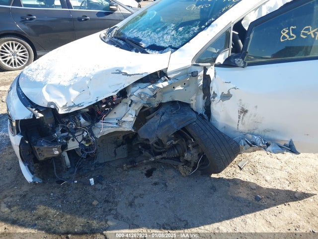 3KPFL4A71JE274322 KIA FORTE LX