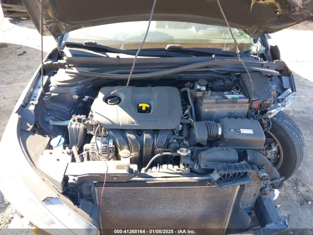 5NPD84LF5KH420361 Hyundai ELANTRA SEL