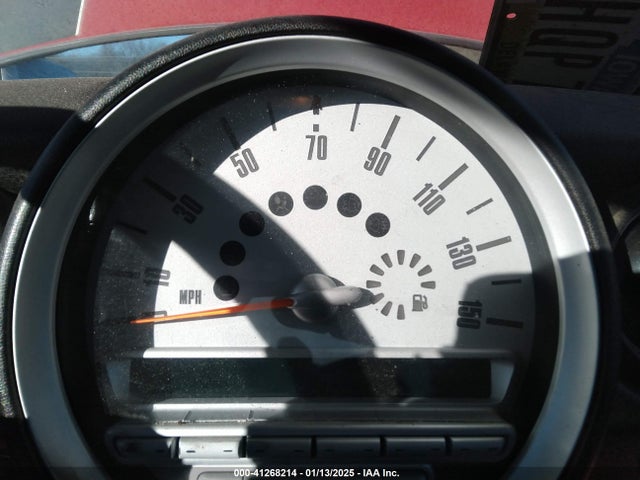 2008 MINI COOPER WMWMF33548TU65946 Photo 6