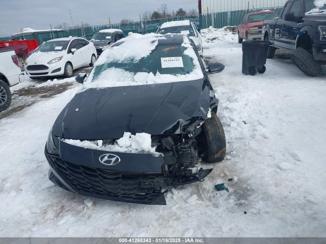 5NPLM4AG9MH003332 Hyundai ELANTRA SEL