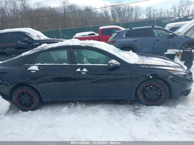 5NPLM4AG9MH003332 Hyundai ELANTRA SEL