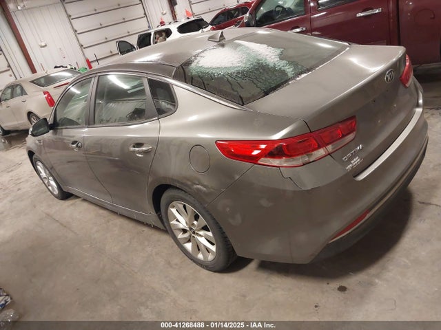 5XXGT4L32GG016423 KIA Optima Lx
