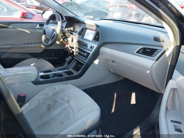5NPE24AF3GH310960 Hyundai SONATA SE