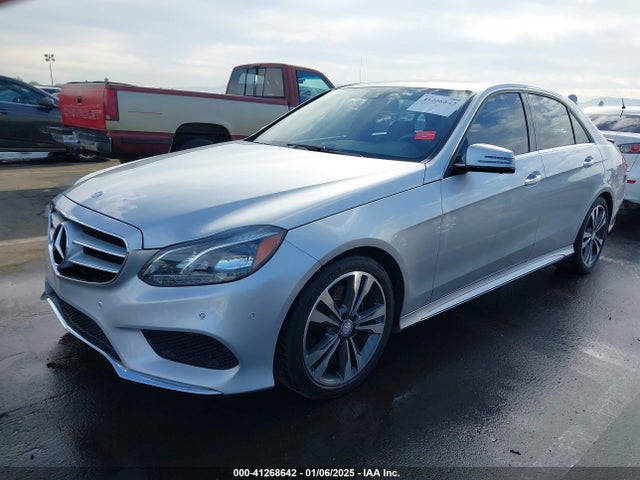 Mercedes-Benz E 350 2015 WDDHF5KBXFB092718 Image 2