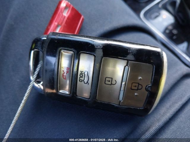 KNALN4D71F5181003 KIA Cadenza Premium