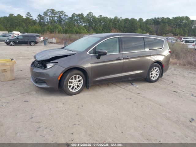 2C4RC1DGXHR532059 Chrysler Pacifica Touring