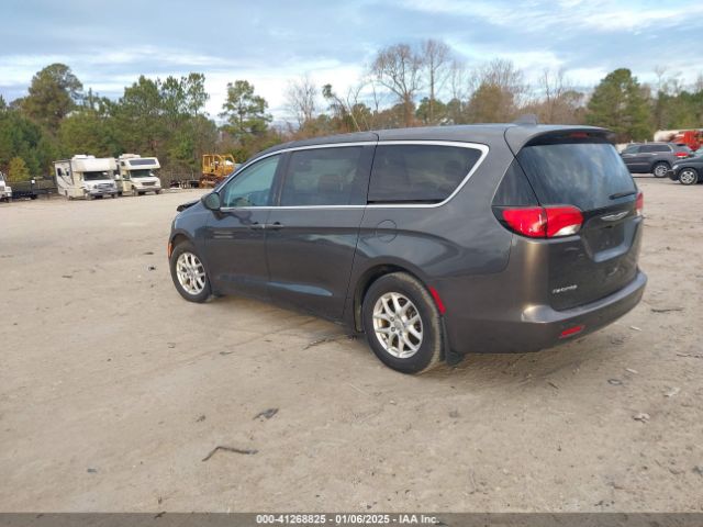 2C4RC1DGXHR532059 Chrysler Pacifica Touring