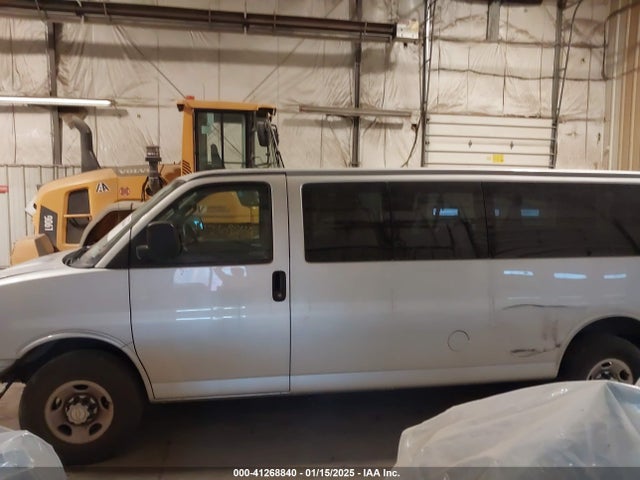 Chevrolet Express 3500 Lt 2018 1GAZGPFG0J1336770 Image 13