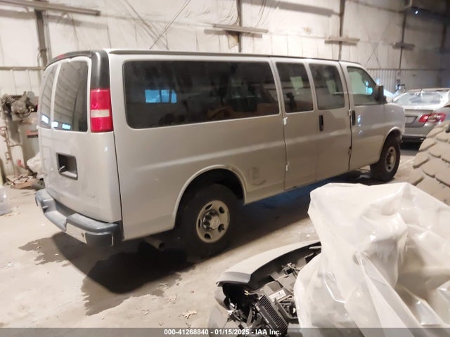 Chevrolet Express 3500 Lt 2018 1GAZGPFG0J1336770 Image 4
