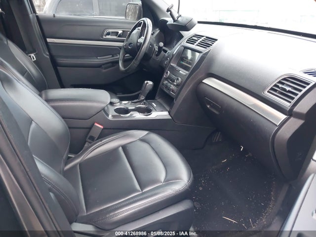 1FM5K8D83KGA27021 Ford EXPLORER XLT