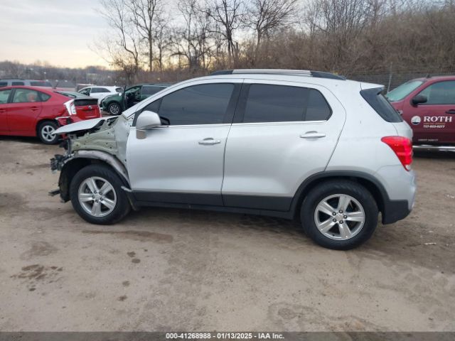 3GNCJLSB9KL243295 Chevrolet Trax Lt