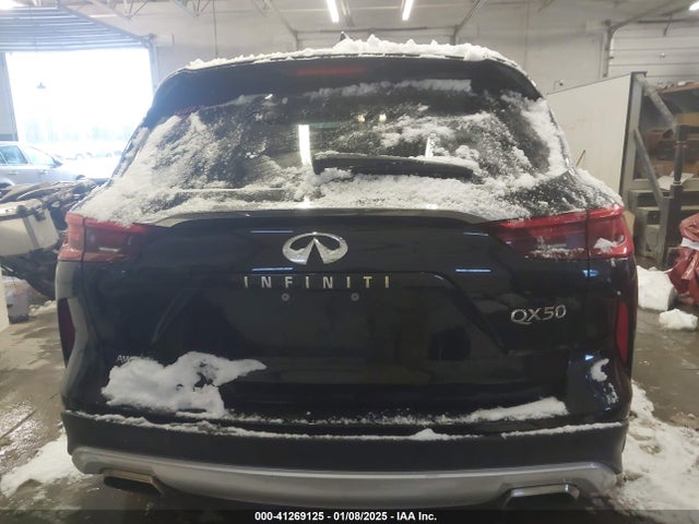 3PCAJ5BB2MF122721 Infiniti Qx50 Luxe Awd