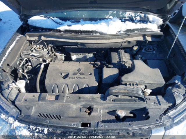 2019 MITSUBISHI OUTLANDER JA4AZ3A3XKZ029213 Photo 9